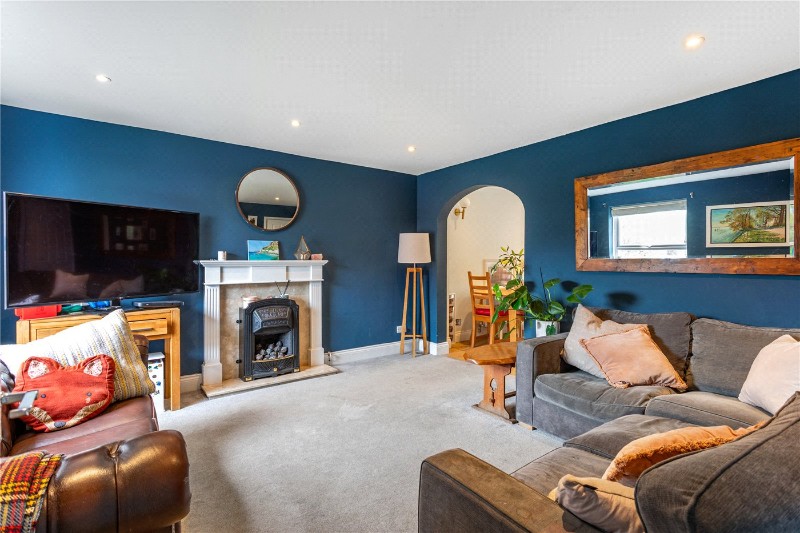 Hadleigh Close, London, SW20
