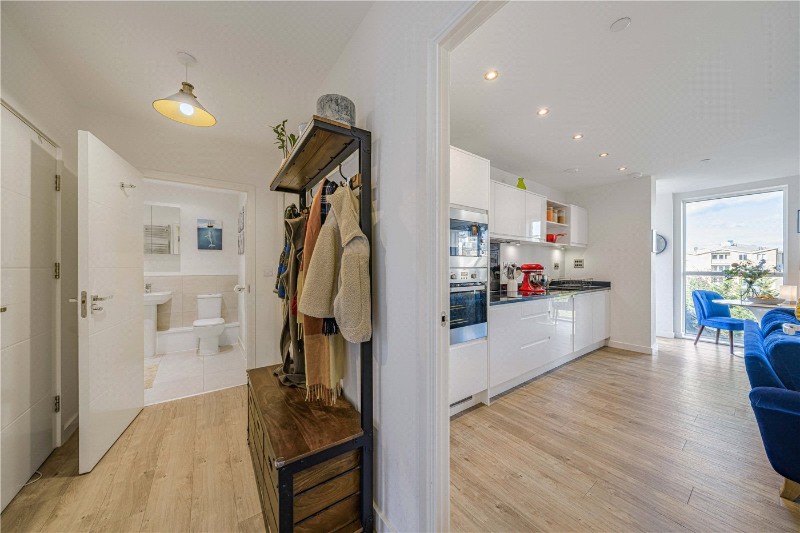 River Rise Close, London, SE8