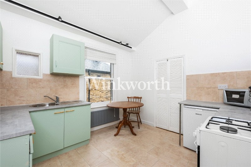 St John&#39;s Road, London, N15