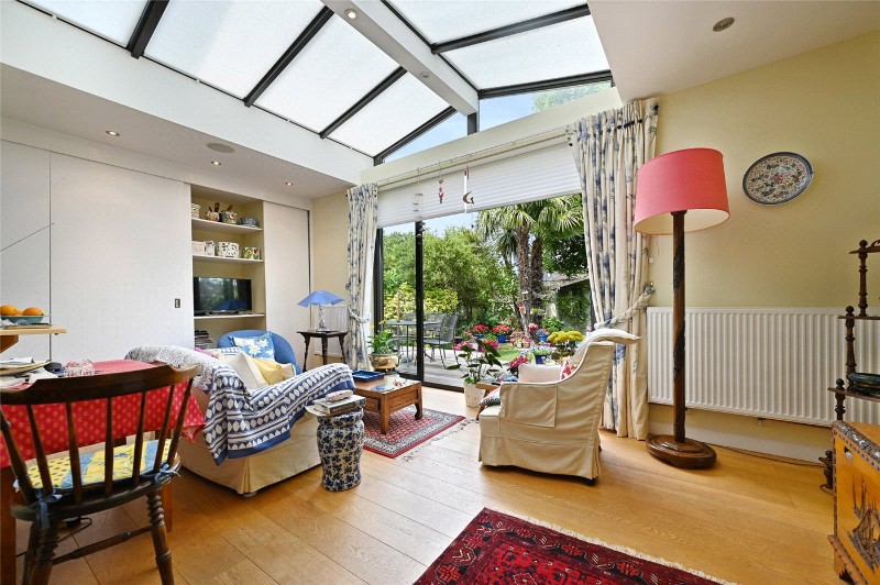 Steventon Road, London, W12