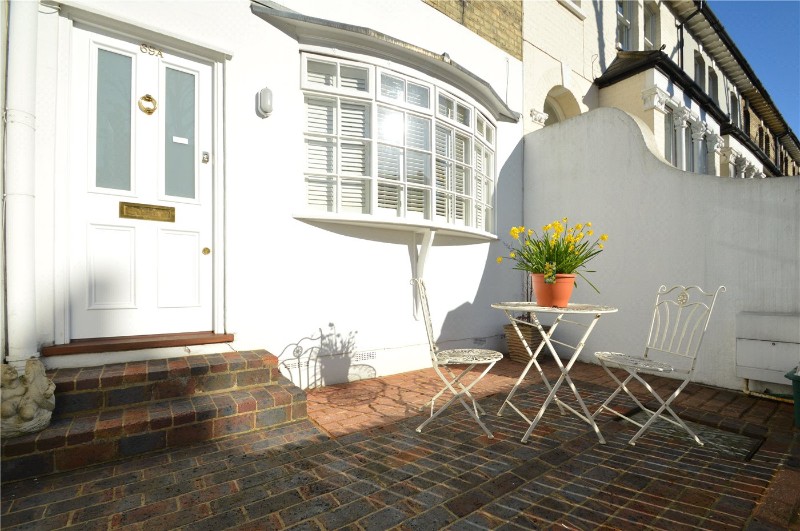 Linden Gardens, Chiswick, W4