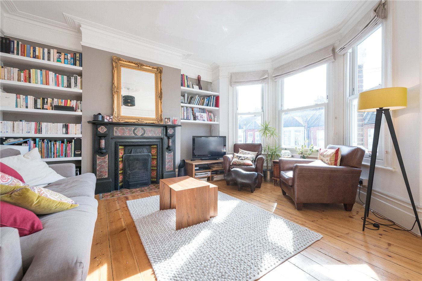 Bathurst Gardens, London, NW10