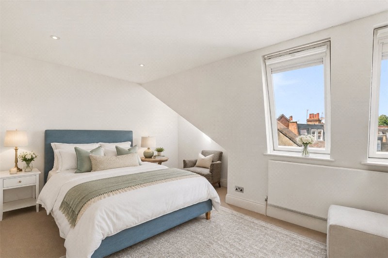 Bovingdon Road, London, SW6