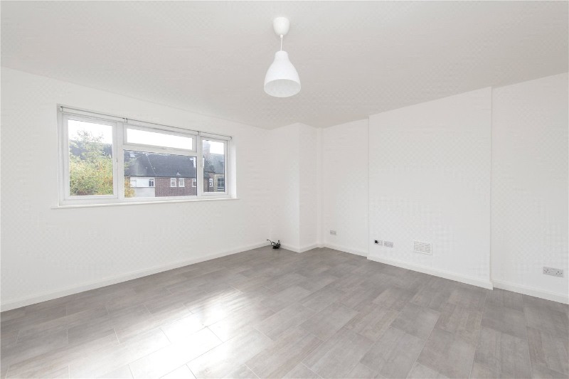 Barcombe Avenue, London, SW2