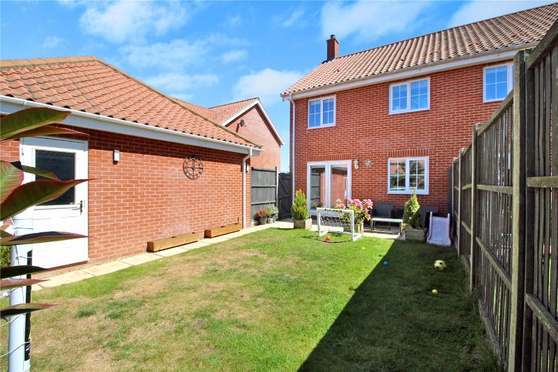 Mentmore Way, Poringland, Norwich, Norfolk, NR14