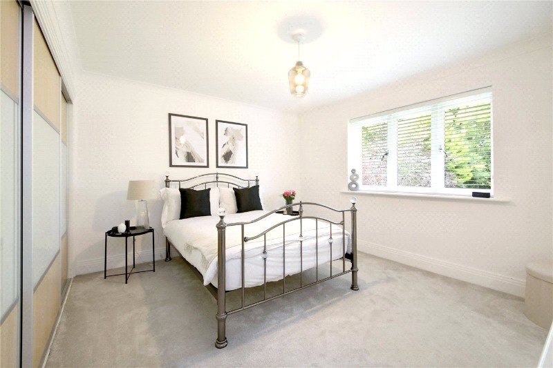 Park Grove, Knotty Green, Beaconsfield, HP9