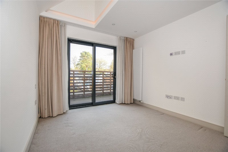 New Wokingham Road, Crowthorne, Berkshire, RG45