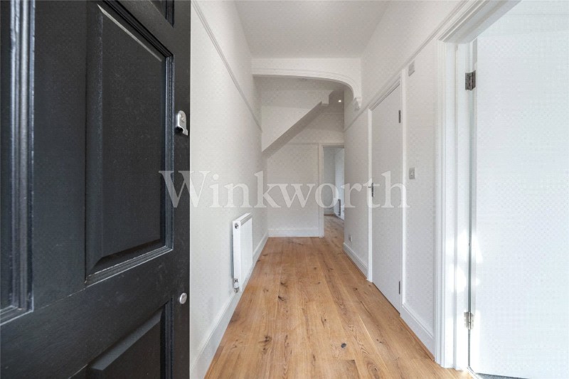 Ravenscroft Avenue, London, NW11