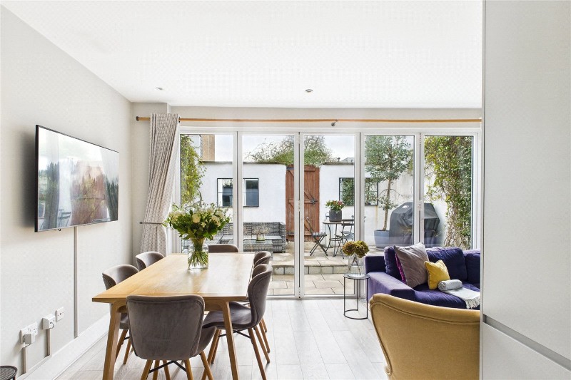 Morrish Road, London, SW2