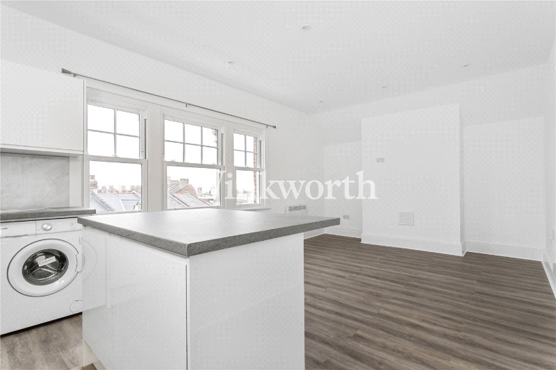 Aldermans Hill, London, N13