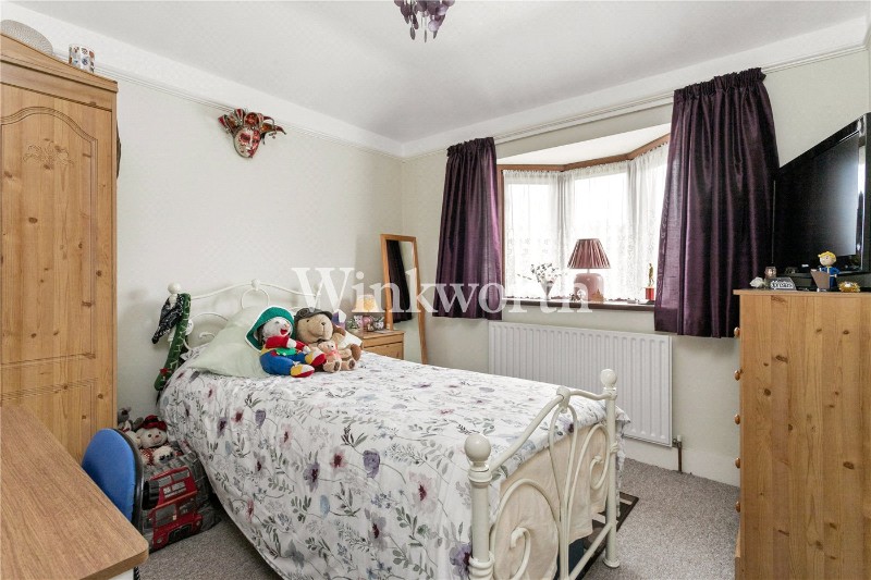 Belmont Avenue, London, N13