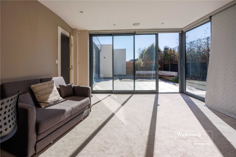 Avon Run Close, Friars Cliff, Christchurch, Dorset, BH23