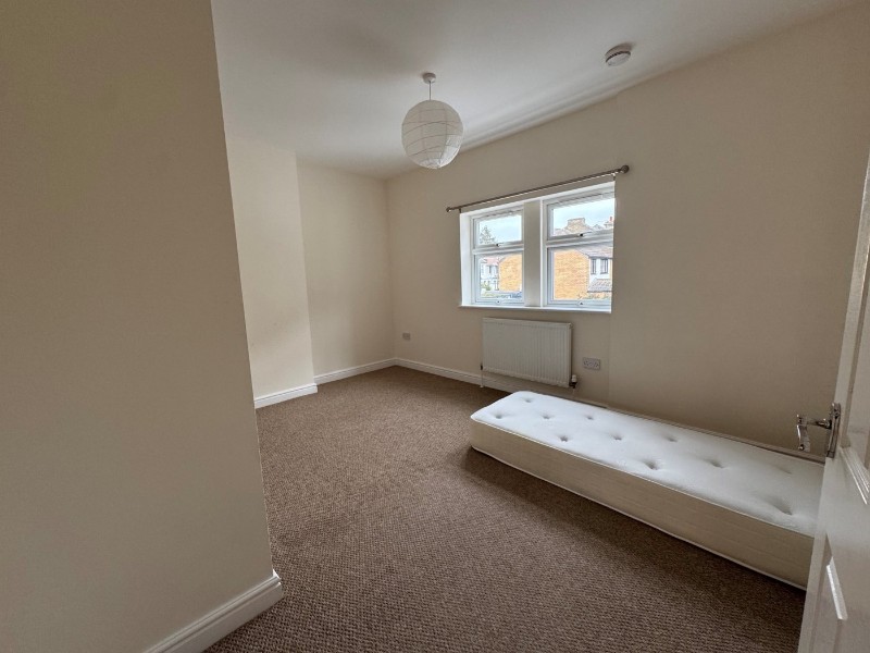 Farnley Road, London, SE25