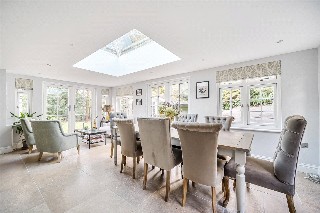 Frensham Road, Lower Bourne, Farnham, Surrey, GU10
