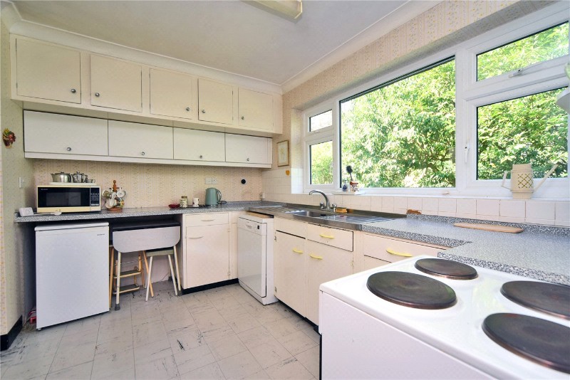 Heights Close, Banstead, Surrey, SM7