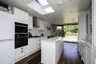 Saxon Drive, London, W3