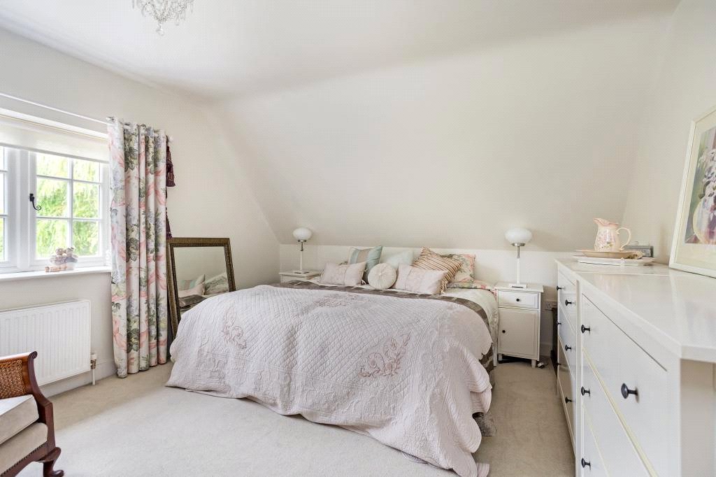 A BEDROOM 2.jpg