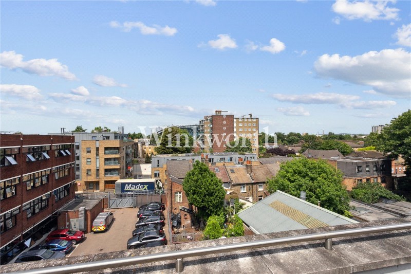 High Road, London, N17