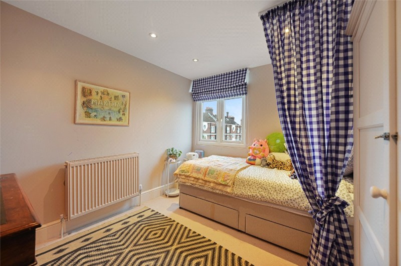 Sedgeford Road, London, W12