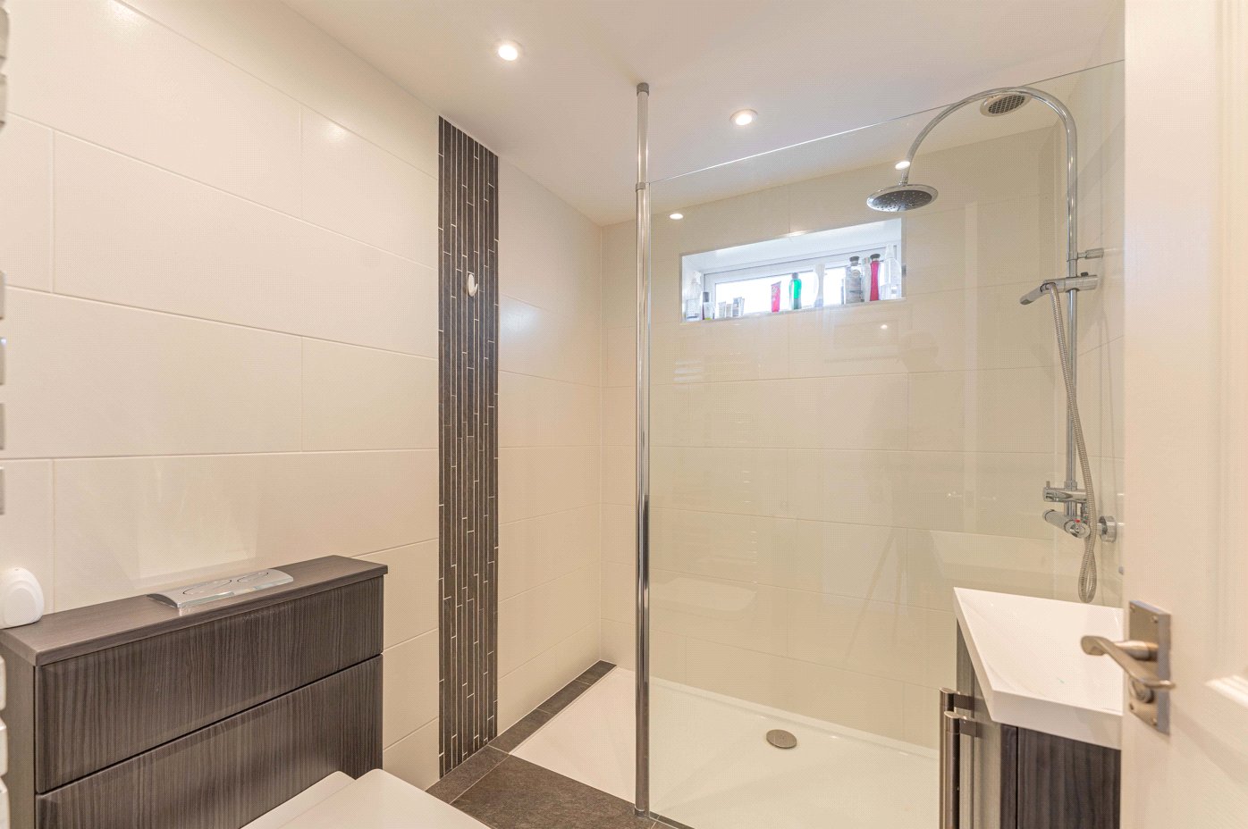 Family Shower Room