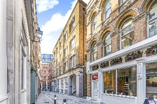 Carter Lane, London, EC4V