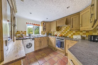 School Lane, Ewshot, Farnham, Hampshire, GU10