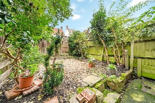 Derinton Road, London, SW17