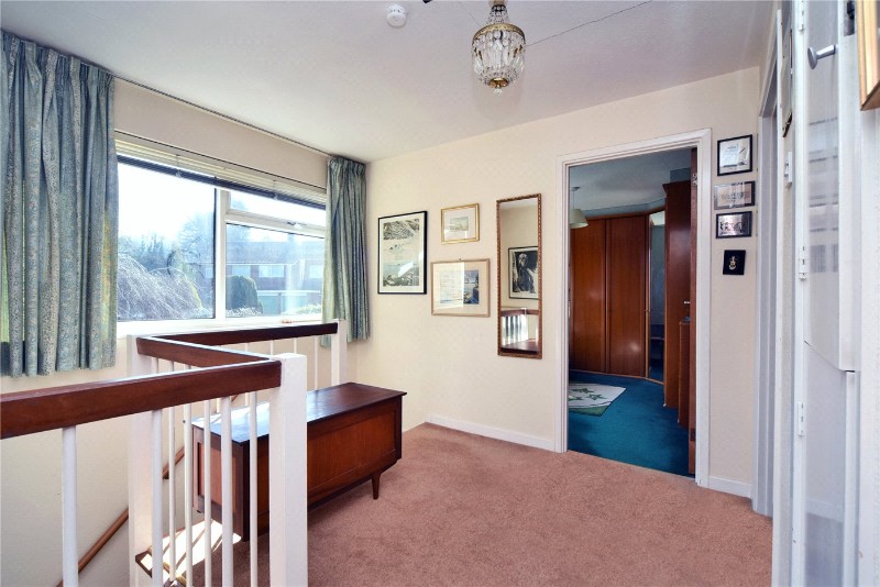 Heights Close, Banstead, Surrey, SM7