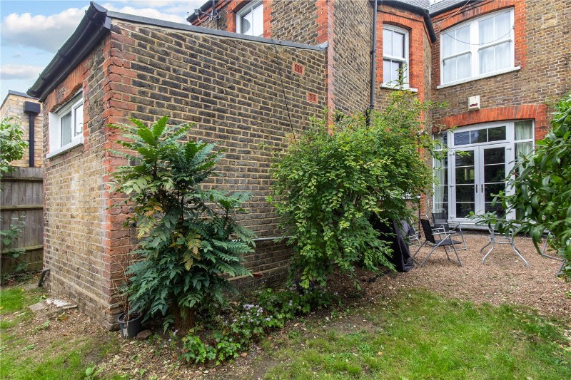 Killieser Avenue, London, SW2