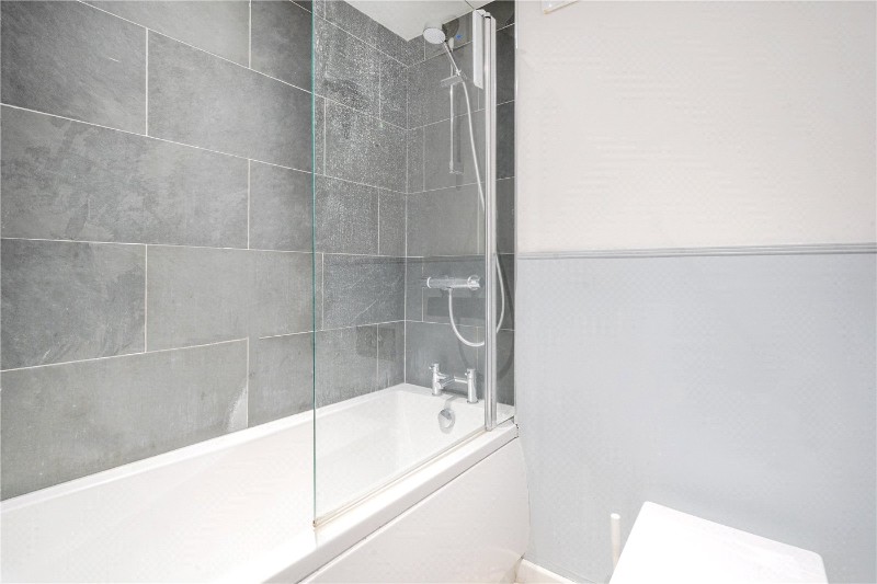 Adams Park Road, Farnham, Surrey, GU9