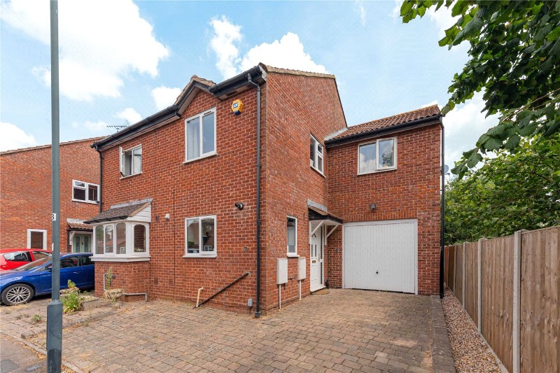 Moncrieff Drive, Leamington Spa, Warwickshire, CV31
