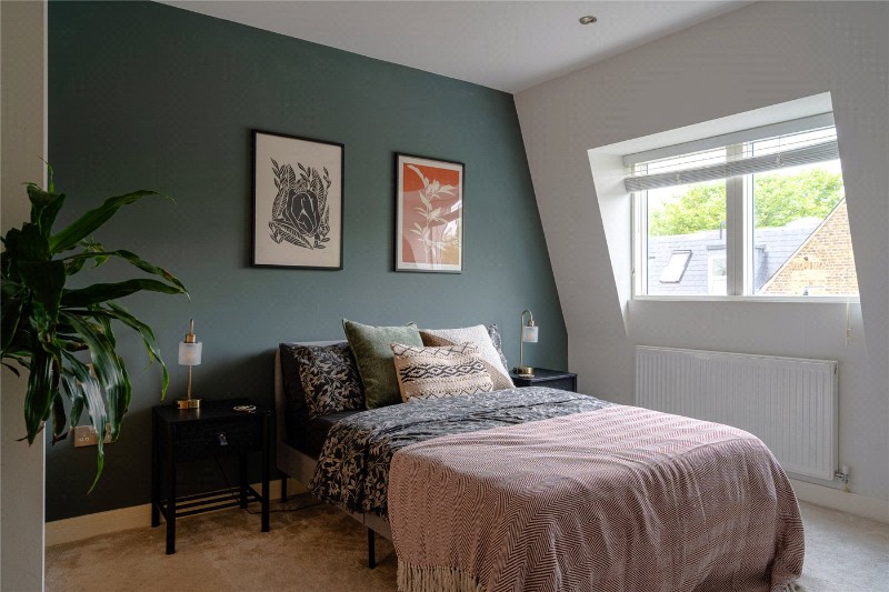 Palace Road, London, SW2