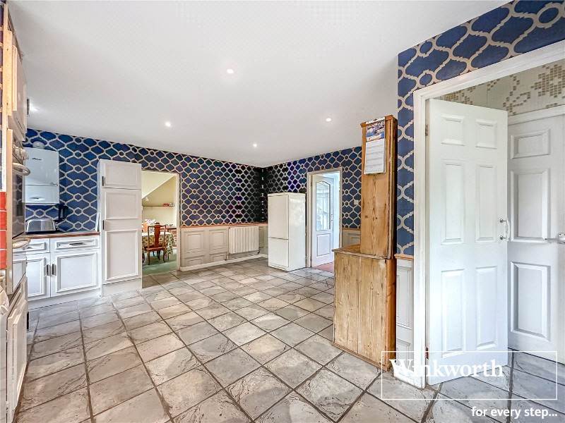 Glenwood Road, West Moors, Ferndown, BH22