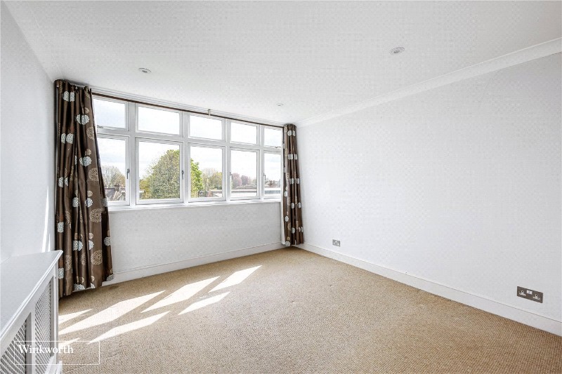 Sutton Court Road, London, W4