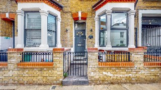 Falkland Road, London, NW5
