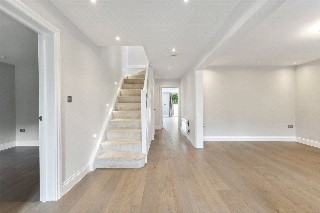 Sandy Lane, Chobham, Surrey, GU24