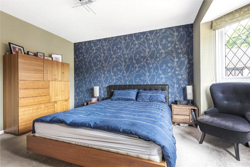 Shire Close, Bagshot, Surrey, GU19