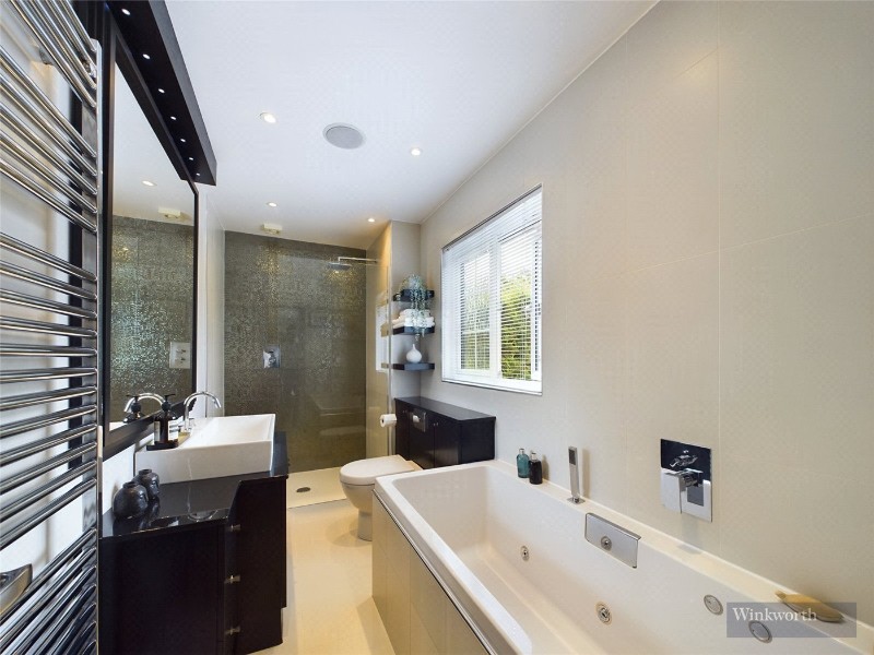 Cranes Drive, Surbiton, KT5