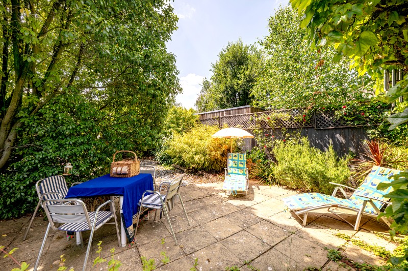 Hill Farm Road, London, W10