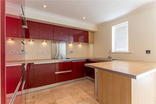 Lakeside Drive, Chobham, Woking, GU24