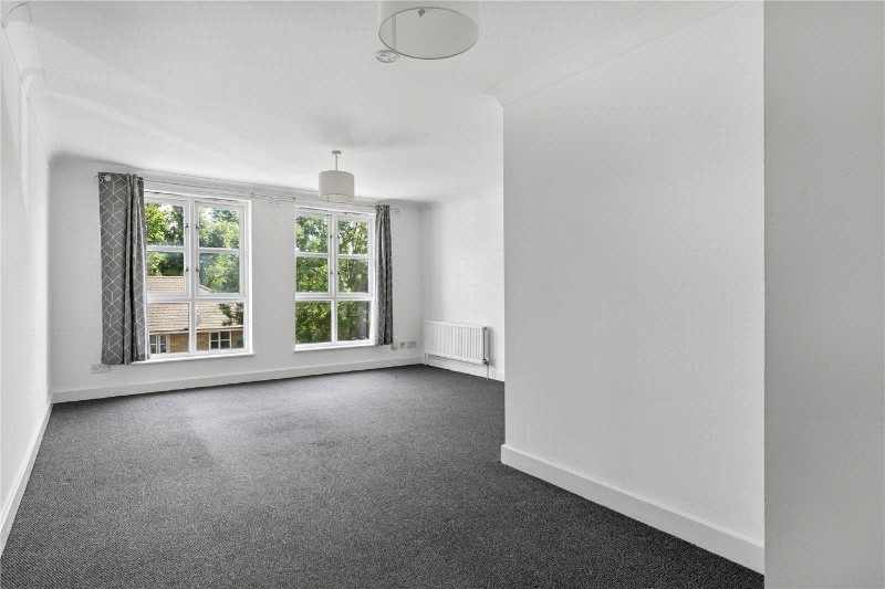 Seven Sisters Road, London, N4