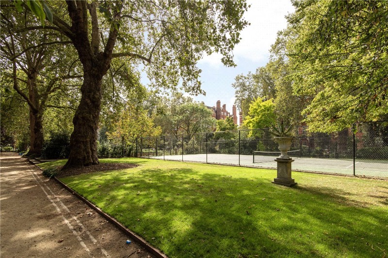 Cadogan Square, London, SW1X