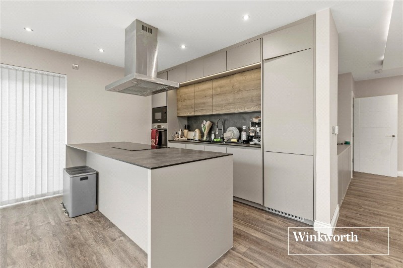 Barnet Road, Arkley, EN5