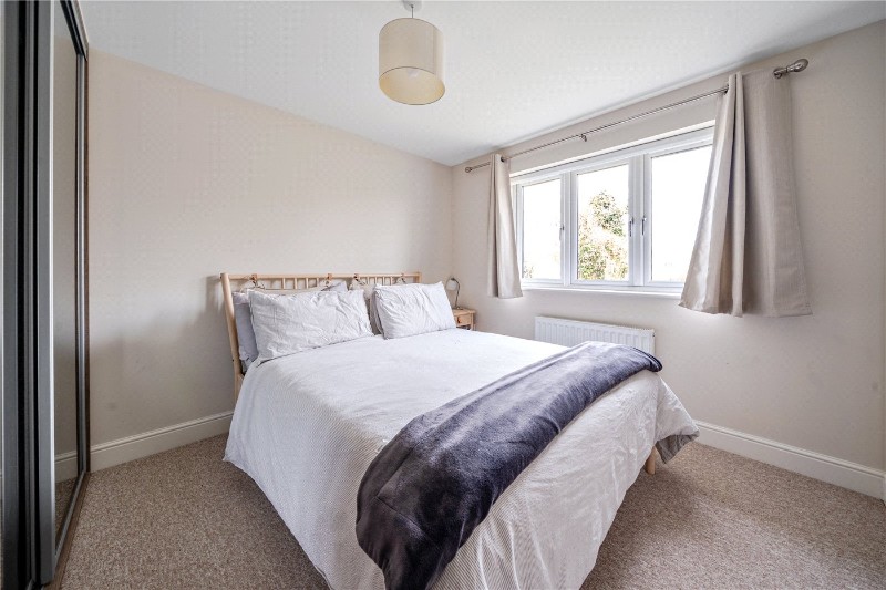 Towns End Gardens, Farnham, Surrey, GU9