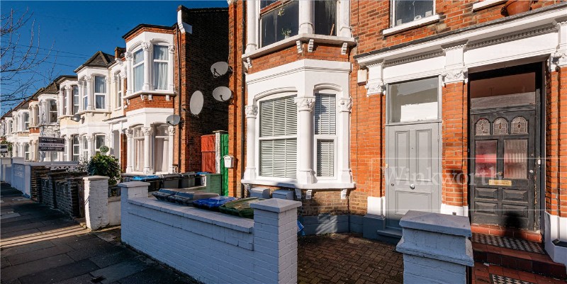 Leighton Gardens, London, NW10