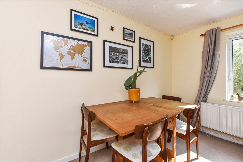 Stonechat Close, Petersfield, Hampshire, GU31