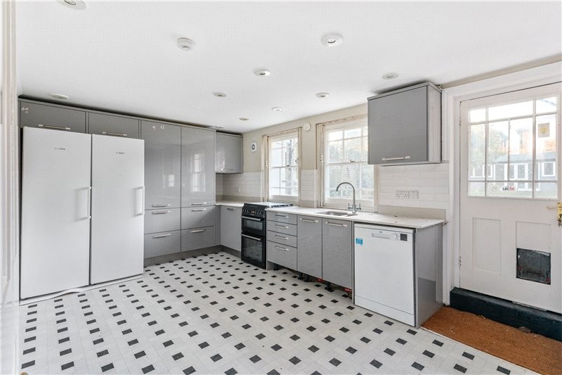 Lansdowne Gardens, London, SW8