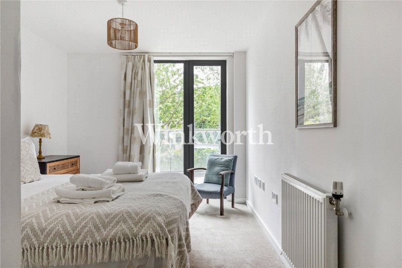 Lapwing Heights, Waterside Way, London, N17