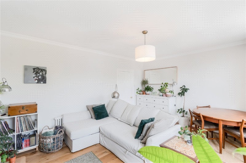 Henslowe Road, East Dulwich, London, SE22