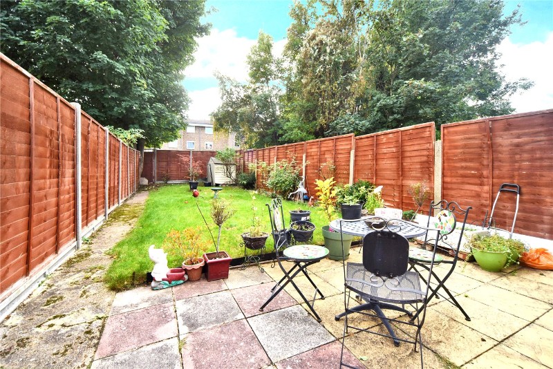 Cranfield Road West, Carshalton, SM5